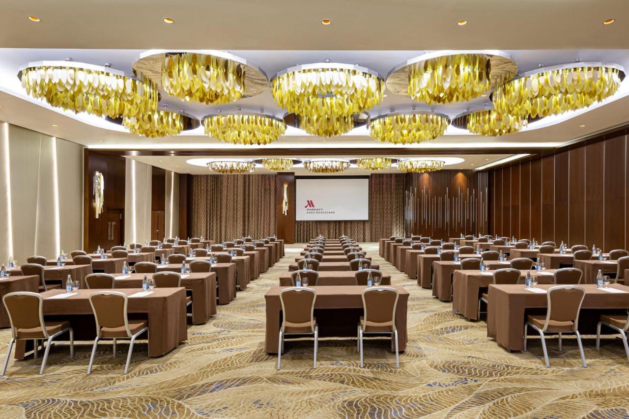 Baku Marriott Hotel Boulevard Exterior foto The ballroom